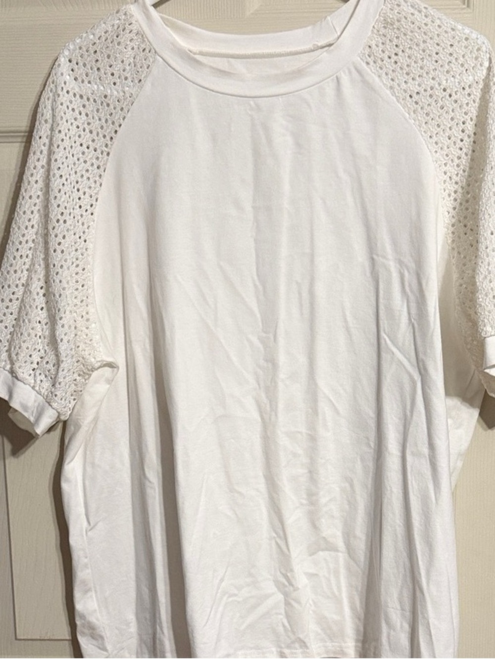 Women's White Crochet-Sleeve Short Sleeve Tee